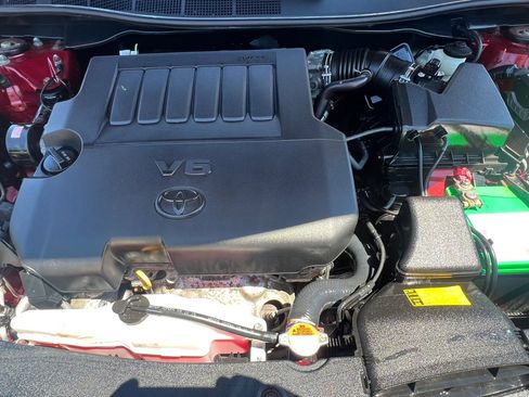 Used 2016 Toyota Camry XLE w/ Advanced Technology Package FWD image 34