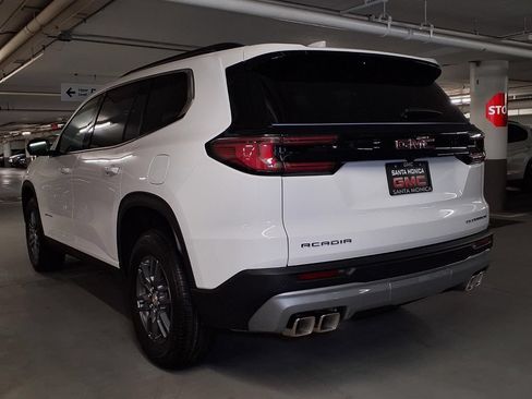 New 2026 GMC Acadia Elevation FWD image 10