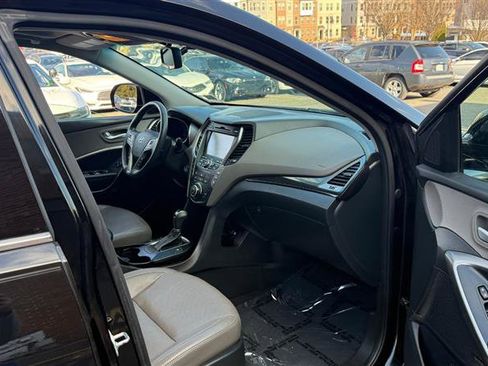 Used 2015 Hyundai Santa Fe Limited w/ Option Group 04 image 9