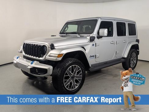 Used 2024 Jeep Wrangler High Altitude AWD/4WD image 3