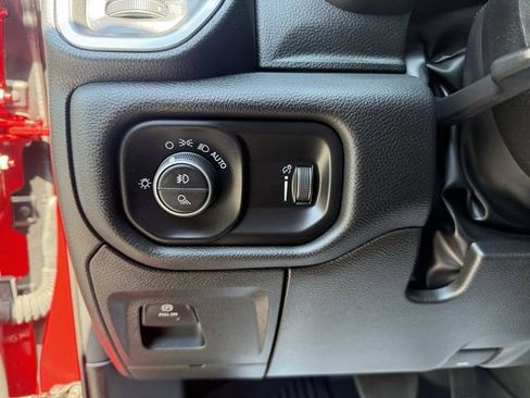 Used 2024 RAM 1500 Big Horn AWD/4WD image 14