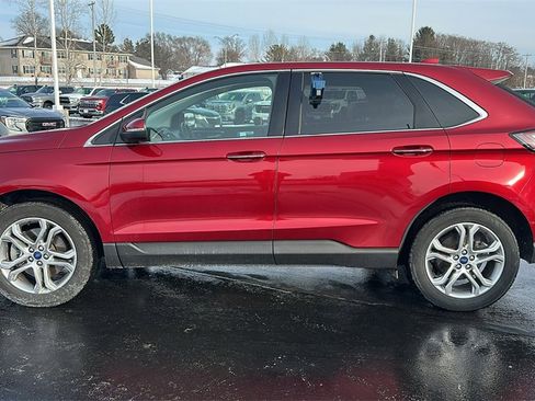 Used 2017 Ford Edge Titanium w/ Equipment Group 301A image 4