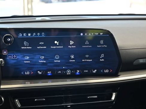 New 2026 Chevrolet Traverse LT w/ Driver Confidence Package FWD image 16