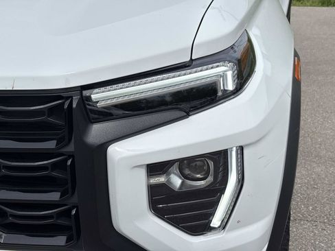 Used 2024 GMC Canyon Elevation w/ Elevation Premium Package image 11