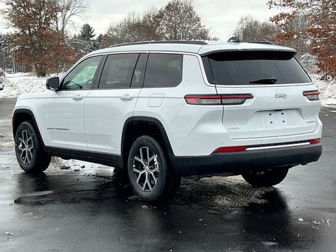 New 2025 Jeep Grand Cherokee L Limited w/ Trailer Tow Package image 11