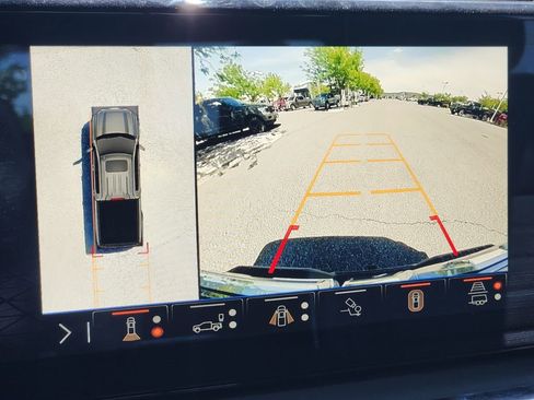 Used 2025 GMC Sierra 1500 Denali Ultimate AWD/4WD image 7