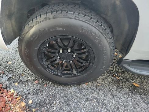 Used 2017 Chevrolet Tahoe FL 4WD w/ Max Trailering Package image 34