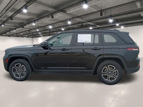 Used 2024 Jeep Grand Cherokee Trailhawk AWD/4WD image 13