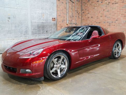 Used 2007 Chevrolet Corvette Coupe RWD image 32