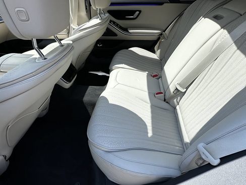 Certified 2022 Mercedes-Benz S 580 4MATIC Sedan image 25