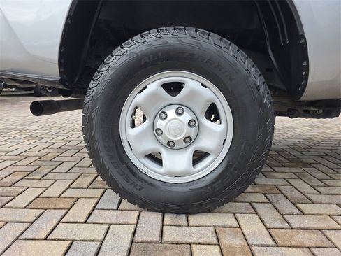Certified 2022 Toyota Tacoma SR image 20