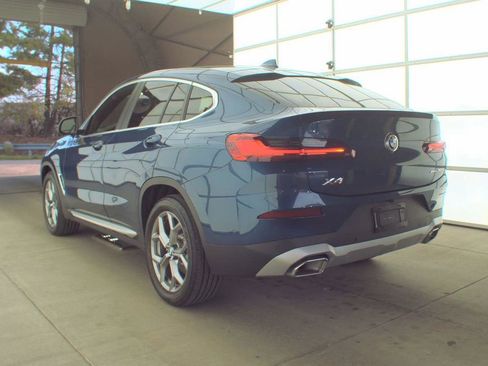 Used 2025 BMW X4 xDrive30i AWD/4WD image 9