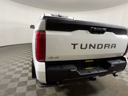 Used 2025 Toyota Tundra SR5 w/ SR5 Premium Package AWD/4WD image 7