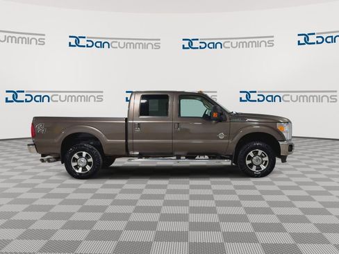 Used 2015 Ford F250 Lariat w/ Lariat Interior Package AWD/4WD image 2