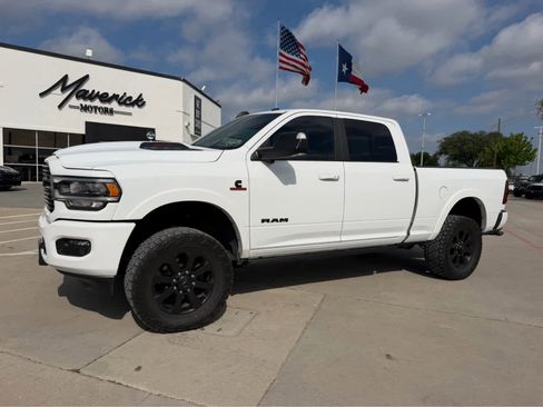 Used 2022 RAM 2500 Laramie image 1