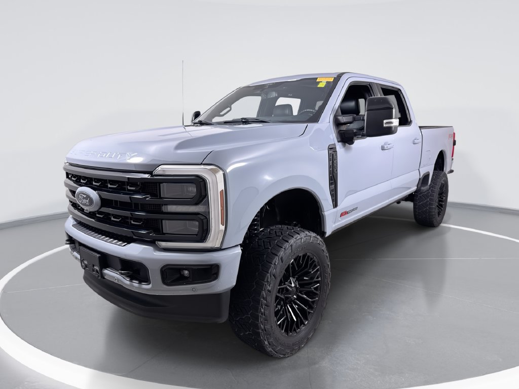 Used 2024 Ford F250 Platinum AWD/4WD image 1