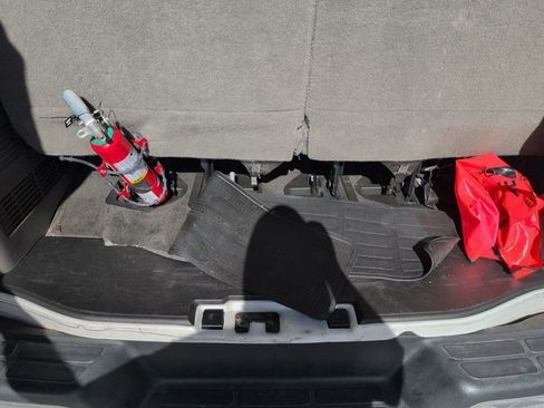 Used 2018 Chevrolet Express 3500 LT w/ LT Preferred Equipment Group image 35