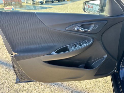 Used 2016 Chevrolet Malibu LS FWD image 5
