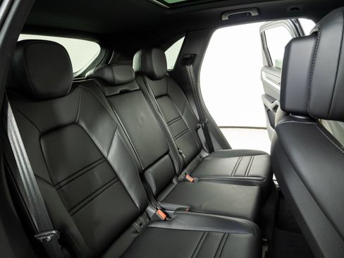 New 2026 Porsche Cayenne S AWD/4WD image 23