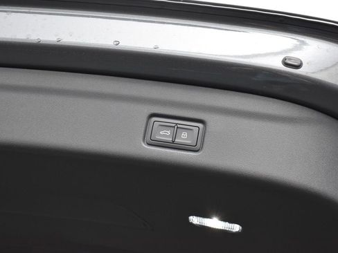 New 2027 Audi SQ6 e-tron Premium Plus AWD/4WD image 19