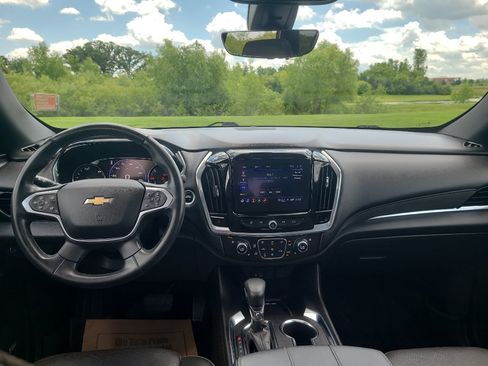 Used 2023 Chevrolet Traverse High Country w/ LPO, Floor Liner Package AWD/4WD image 21