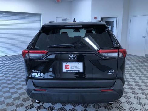 Certified 2025 Toyota RAV4 XLE AWD/4WD image 13