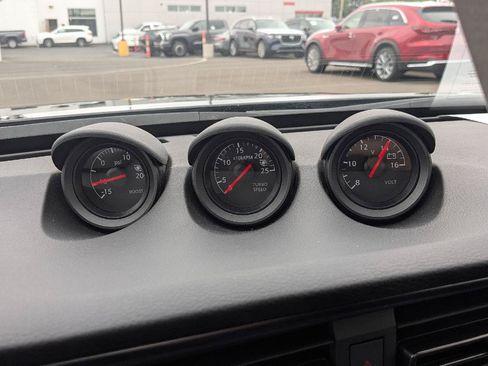 Used 2025 Nissan Z Performance w/ Floor Mat Package RWD image 17