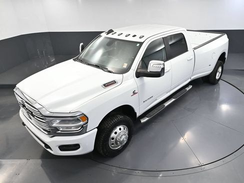 Used 2024 RAM 3500 Laramie AWD/4WD image 63