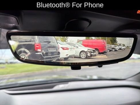 Used 2022 Chevrolet Camaro ZL1 RWD image 17