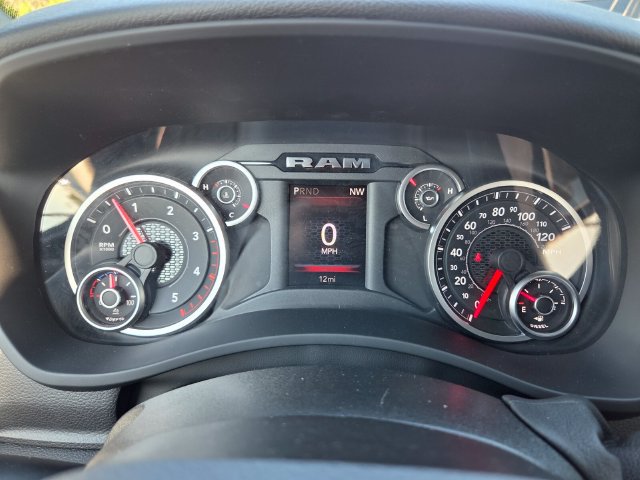New 2027 RAM 3500 Big Horn AWD/4WD image 31