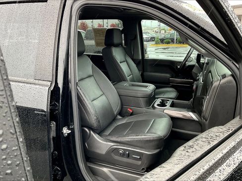 Used 2022 Chevrolet Silverado 2500 LTZ w/ LTZ Plus Package image 7
