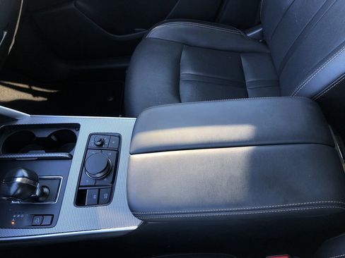 Used 2024 MAZDA CX-90 3.3 Turbo w/ Preferred Plus image 19