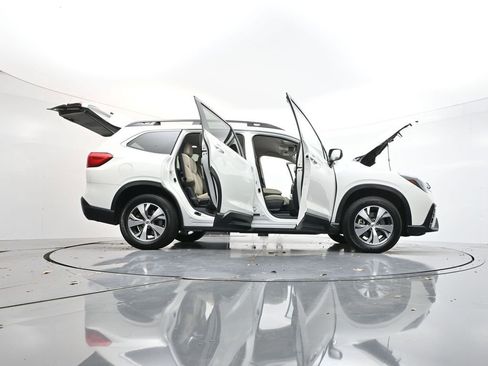 Used 2023 Subaru Ascent Premium w/ Convenience Package image 39