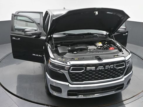 New 2026 RAM 1500 Big Horn AWD/4WD image 33