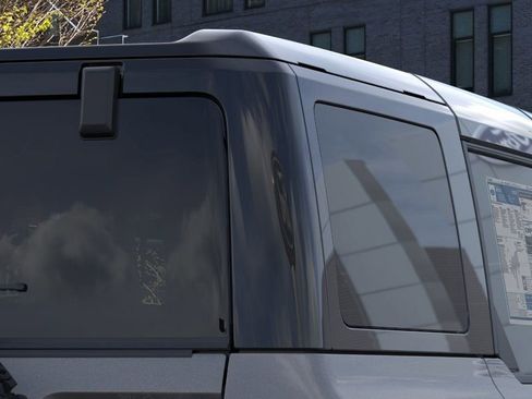 New 2025 Ford Bronco Badlands image 25