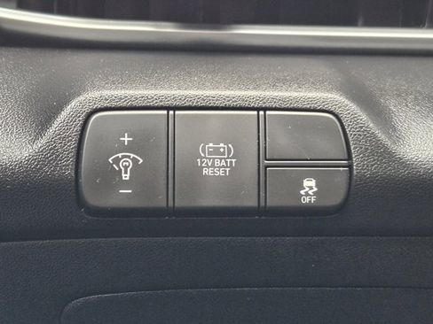 Certified 2025 Hyundai Elantra Blue image 22