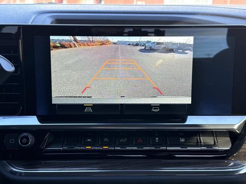 Used 2023 Chevrolet Silverado 1500 RST image 4