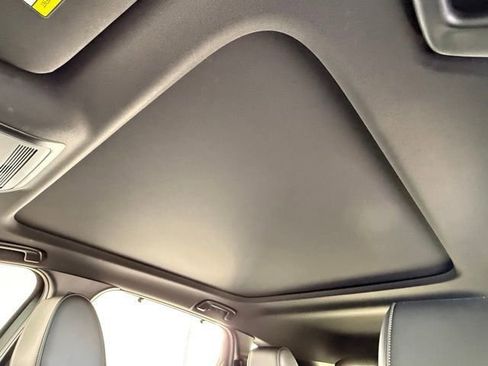 Certified 2025 MAZDA CX-70 Plug-In Hybrid w/ Premium Plus image 18