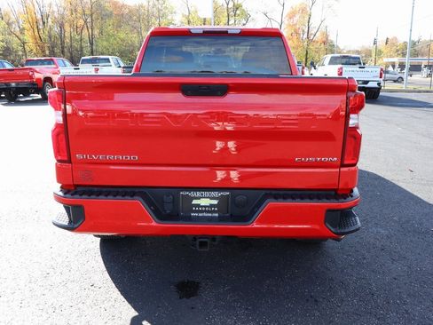 Used 2021 Chevrolet Silverado 1500 Custom image 26