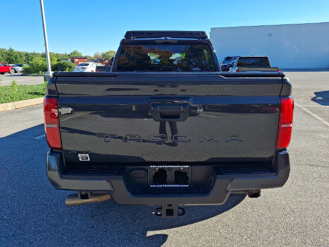 Certified 2025 Toyota Tacoma TRD Sport AWD/4WD image 5