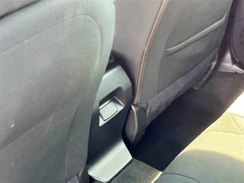 Used 2024 Subaru Impreza 2.0i Sport image 25