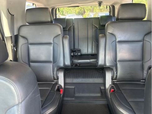 Used 2018 Chevrolet Tahoe Premier AWD/4WD image 20