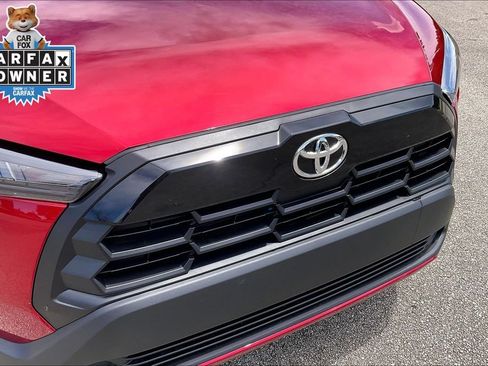 Used 2026 Toyota Corolla Cross LE AWD/4WD image 29
