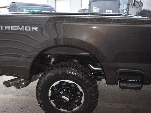 New 2025 Ford F350 Lariat w/ Lariat Ultimate Package image 15