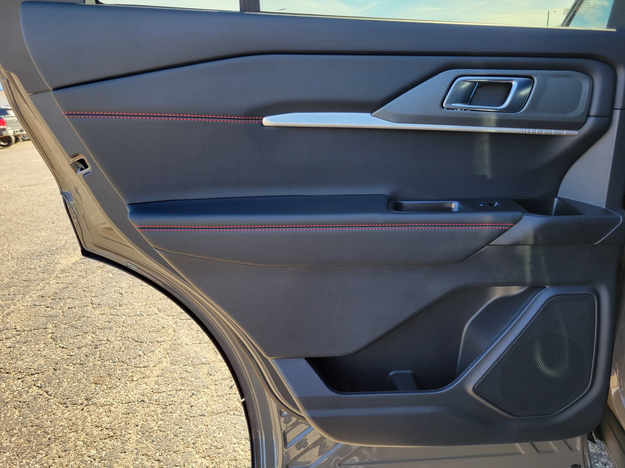 New 2027 Ford Explorer ST-Line AWD/4WD image 24