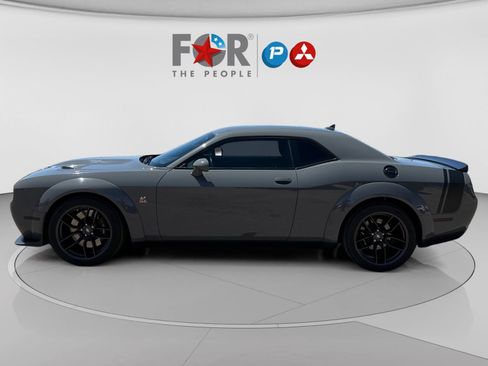 Used 2019 Dodge Challenger R/T Scat Pack RWD image 11