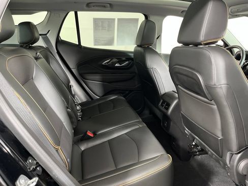 Certified 2024 GMC Terrain AT4 w/ LPO, Floor Liner Package AWD/4WD image 9