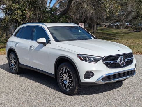 Certified 2026 Mercedes-Benz GLC 300 image 3