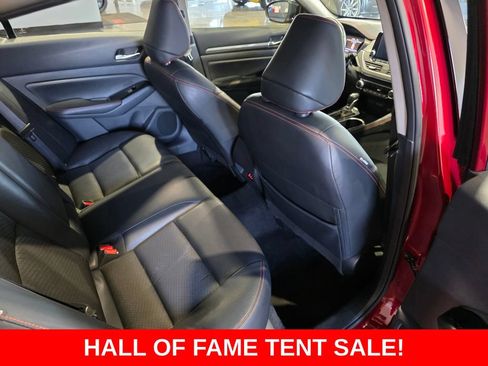 Used 2025 Nissan Altima 2.5 SR FWD image 21
