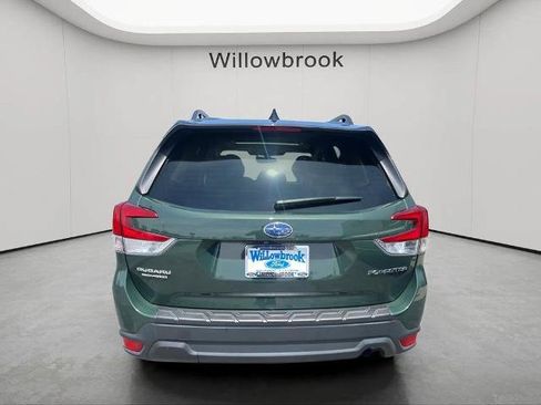 Used 2024 Subaru Forester Premium AWD/4WD image 4